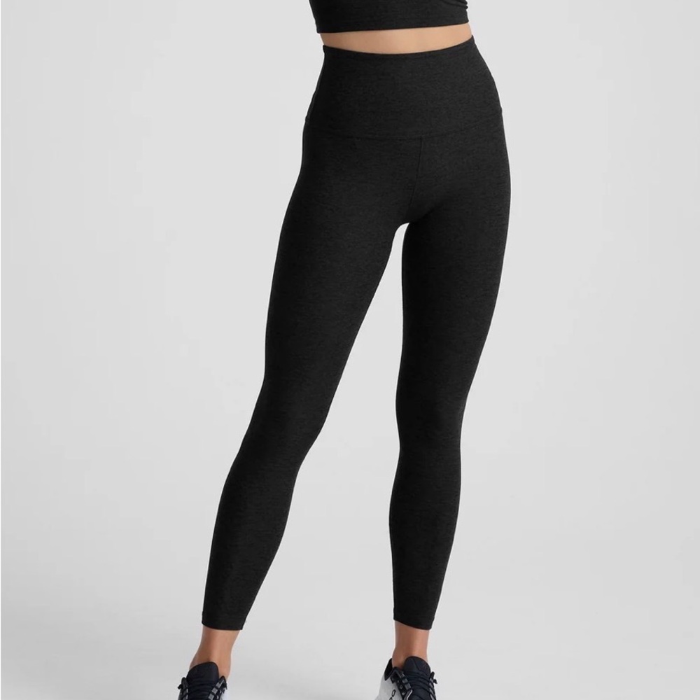 Beyond Yoga Black Leggings Size Medium